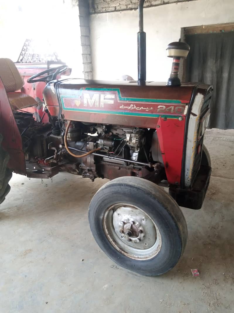 MF 240 6