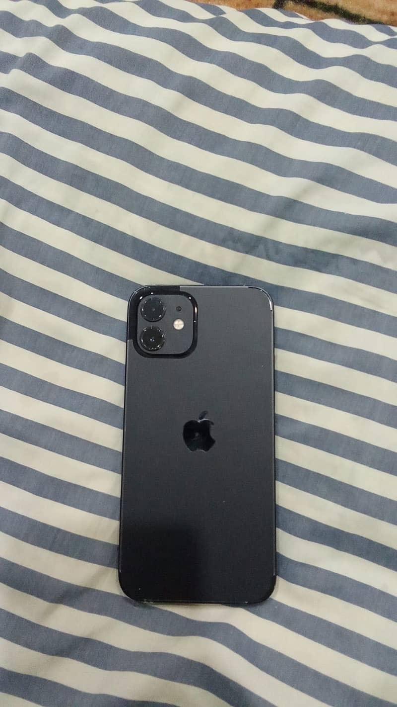 iPhone 12 1