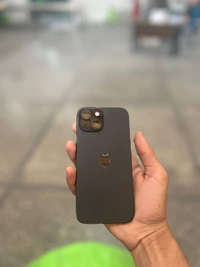 Apple iPhone 15