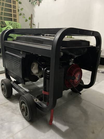 3 kv generator petroll and gas engine very good condition