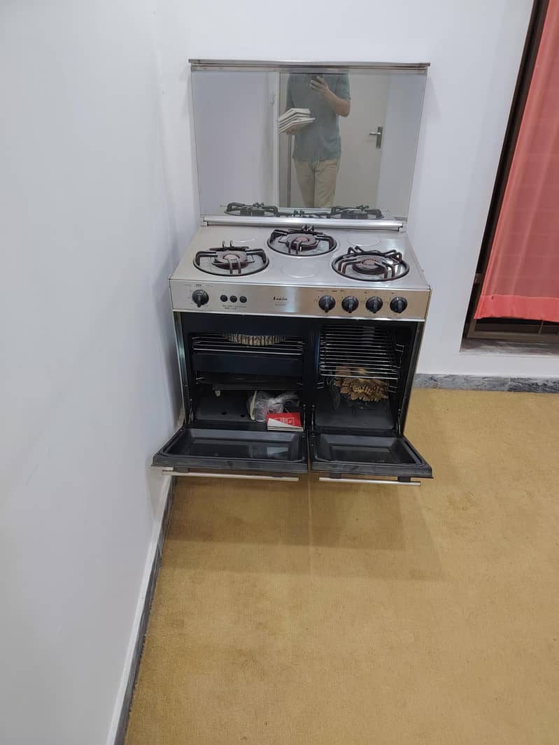 cooking Range mint condition. . 3