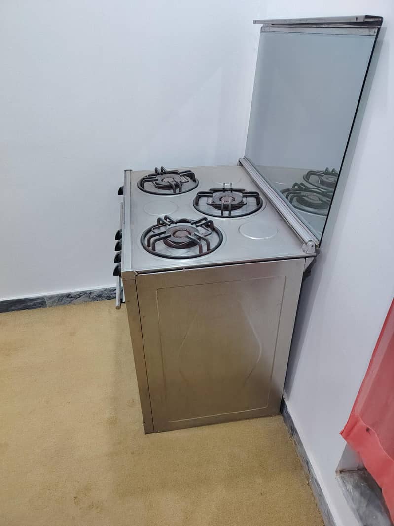 cooking Range mint condition. . 4