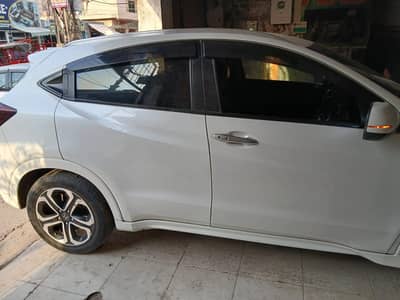 Honda Vezel 2014