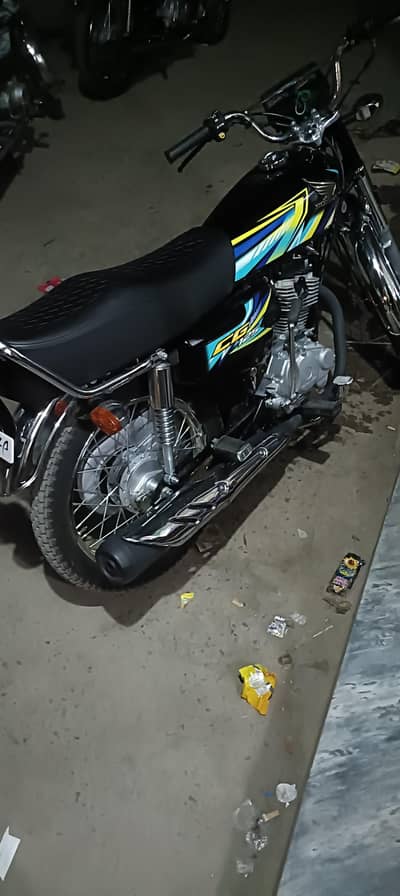 HONDA 125 BLACK