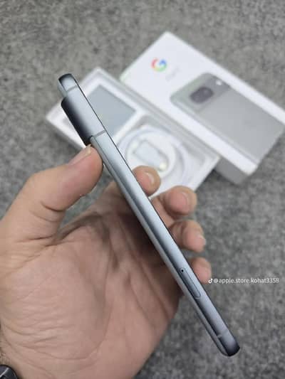Google Pixel 8