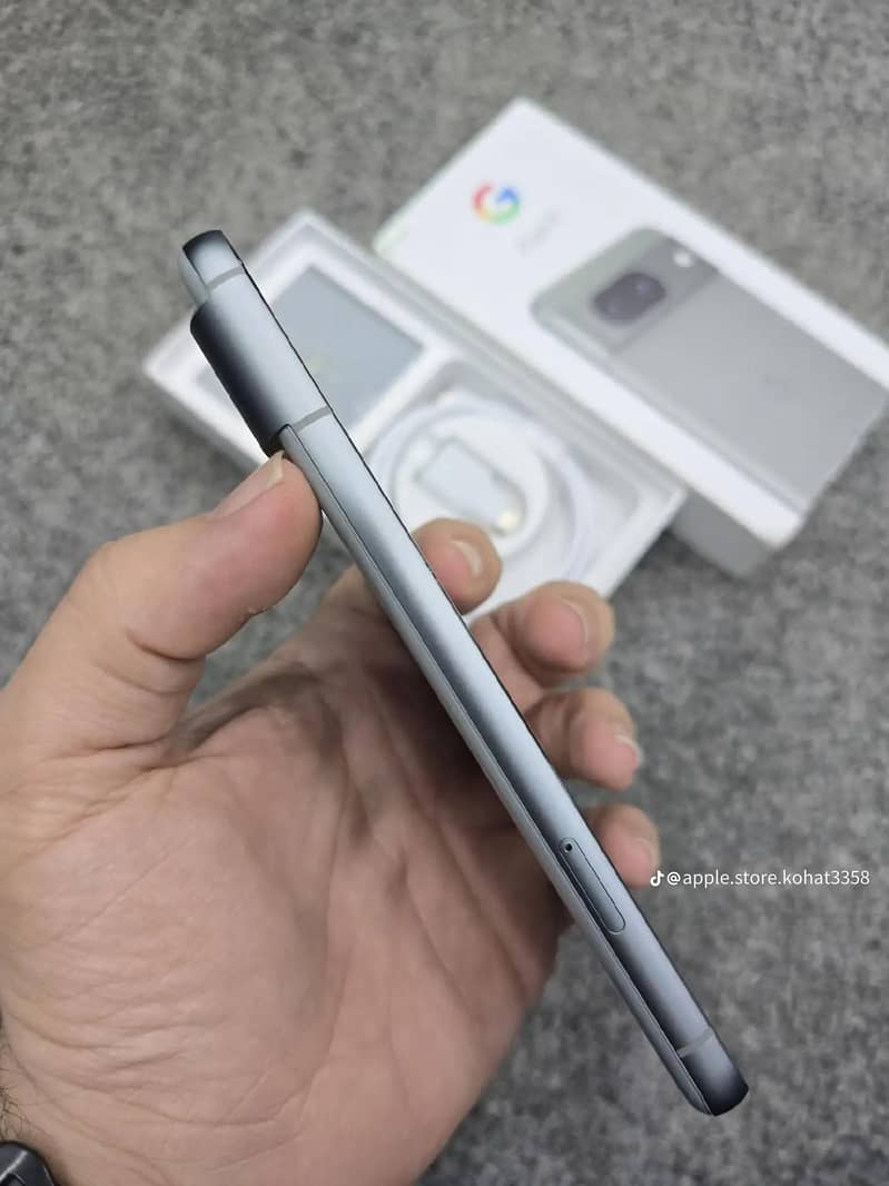 Google Pixel 8 0