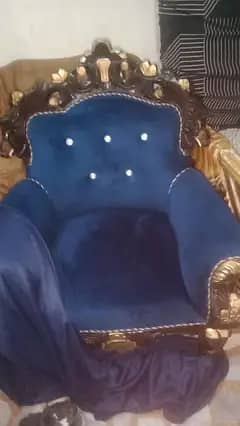 I want to sell complete furniture sofa set ,bed set