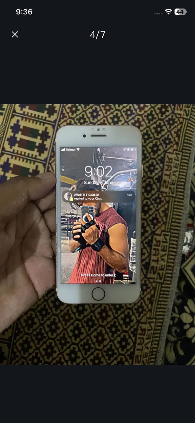 Apple iPhone 7 4