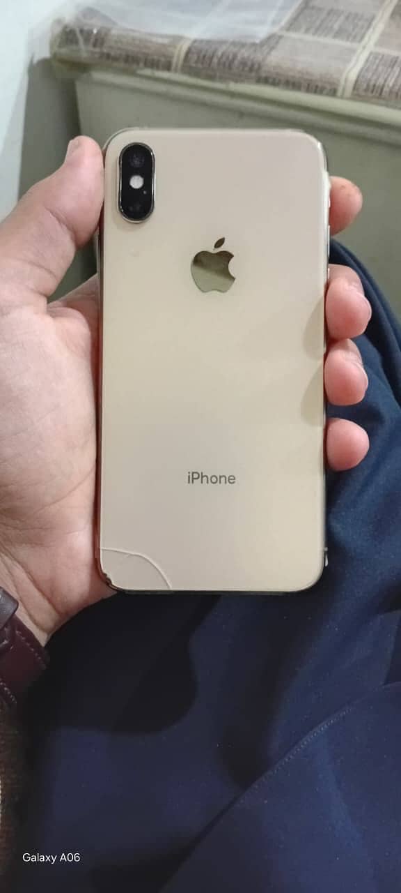iPhone xs 1
