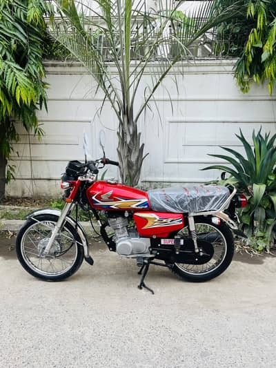 Honda CG 125 2020 model 10/10 condition 20 model