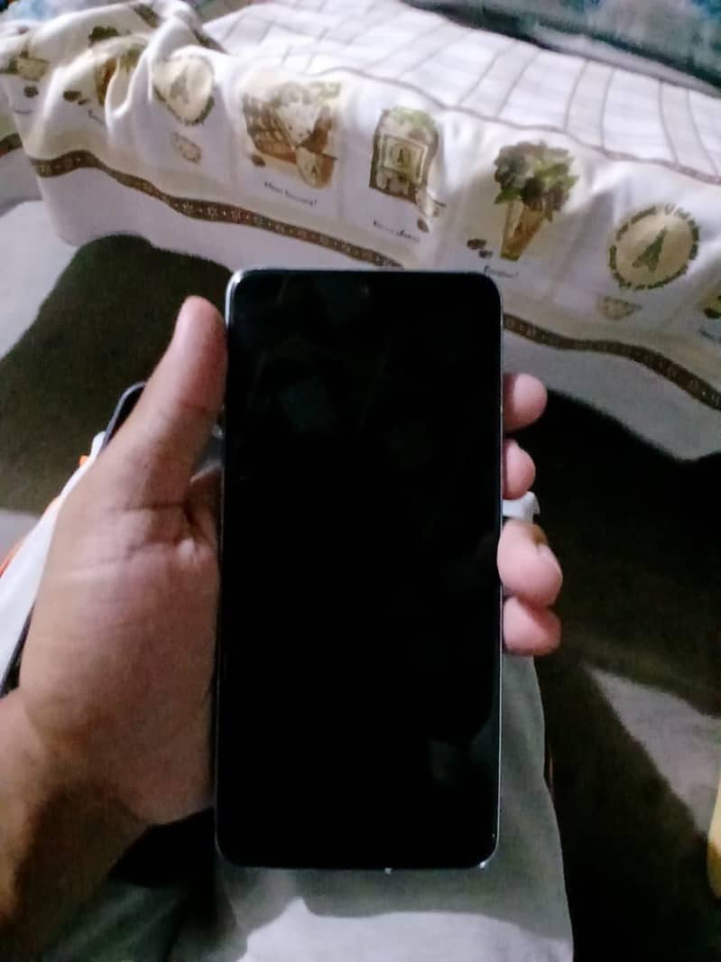 GOOGLE PIXEL 8PRO 4