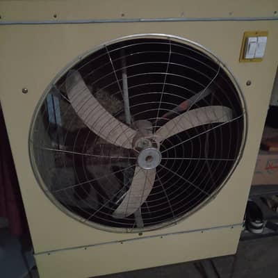 assalamualaikum nnew cooler hai bulkil new hai 1%bhe masla nhi hai