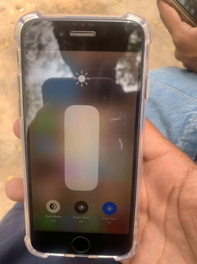 Apple iPhone 8 5
