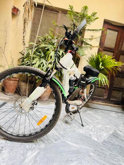 Maigoo Mountain cycle 26" | Disc Brakes | Metal Frame | Hydrolic shock