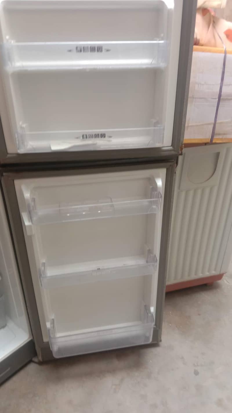 Dawlance refregirator 5