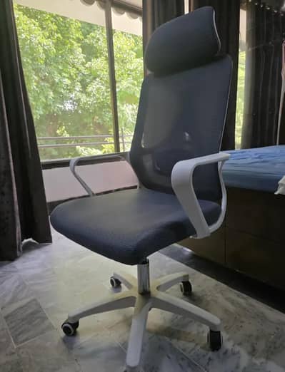 Set of Study Table and Executive Ergonomic White Chair