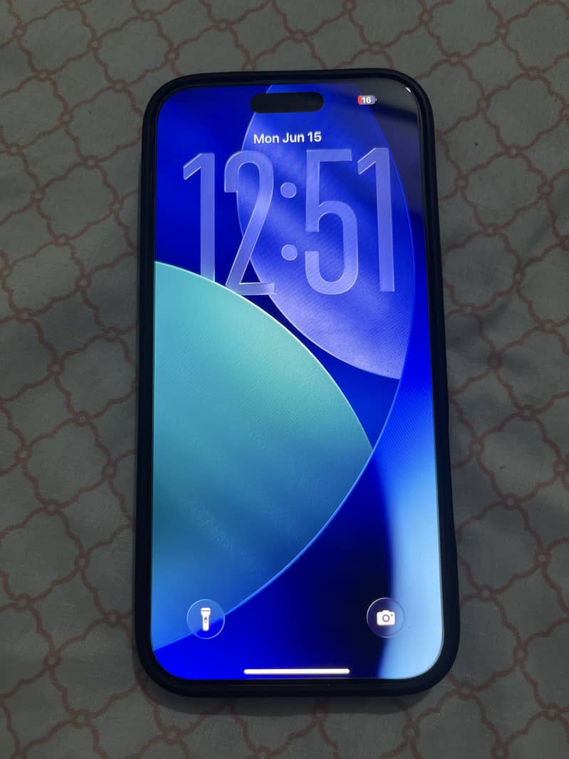 Iphone 16 pro max white 1