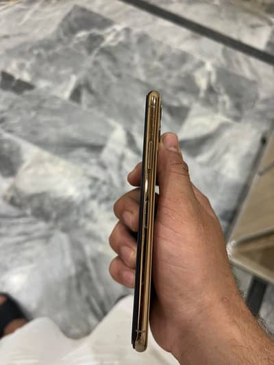 iphone 11 pro Max 256Gb dual Pta Approved