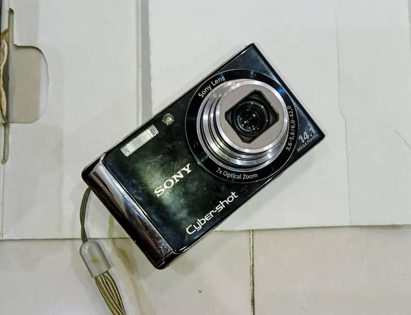 Digital camera 1
