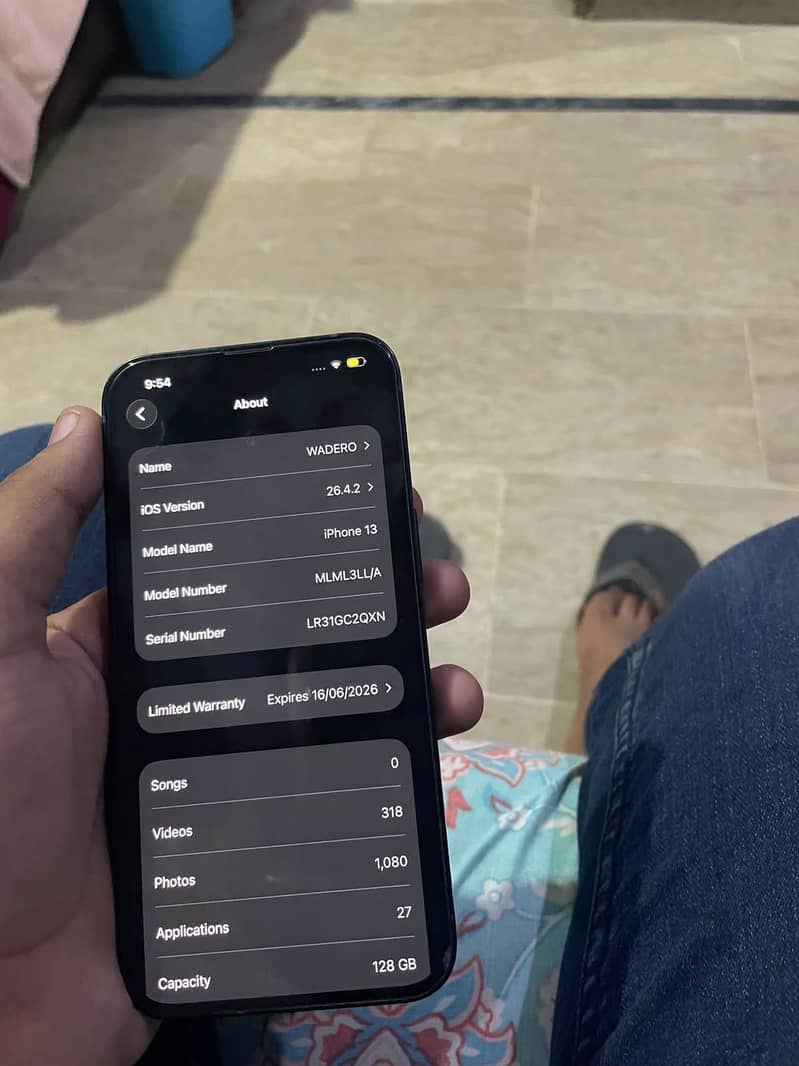 Apple iPhone 13 1