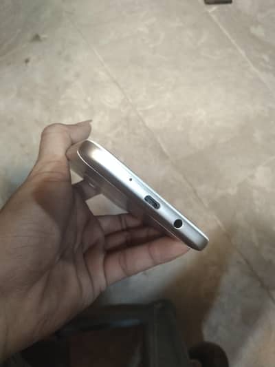 Samsung Mobile On5