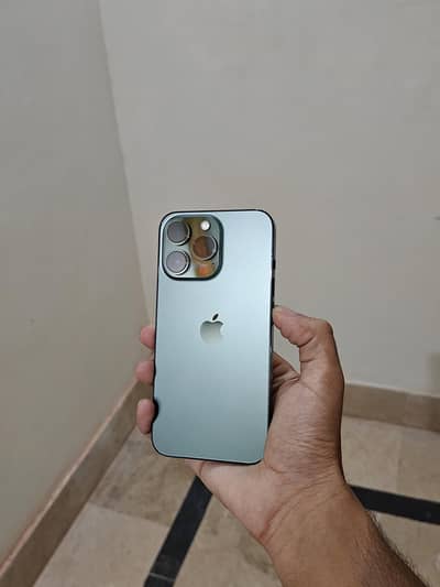 Apple iPhone 13 Pro