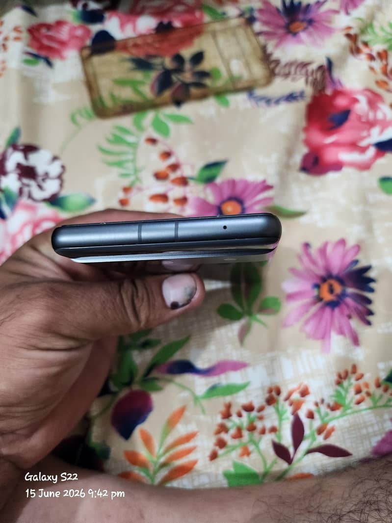 Google Pixel 7a 3