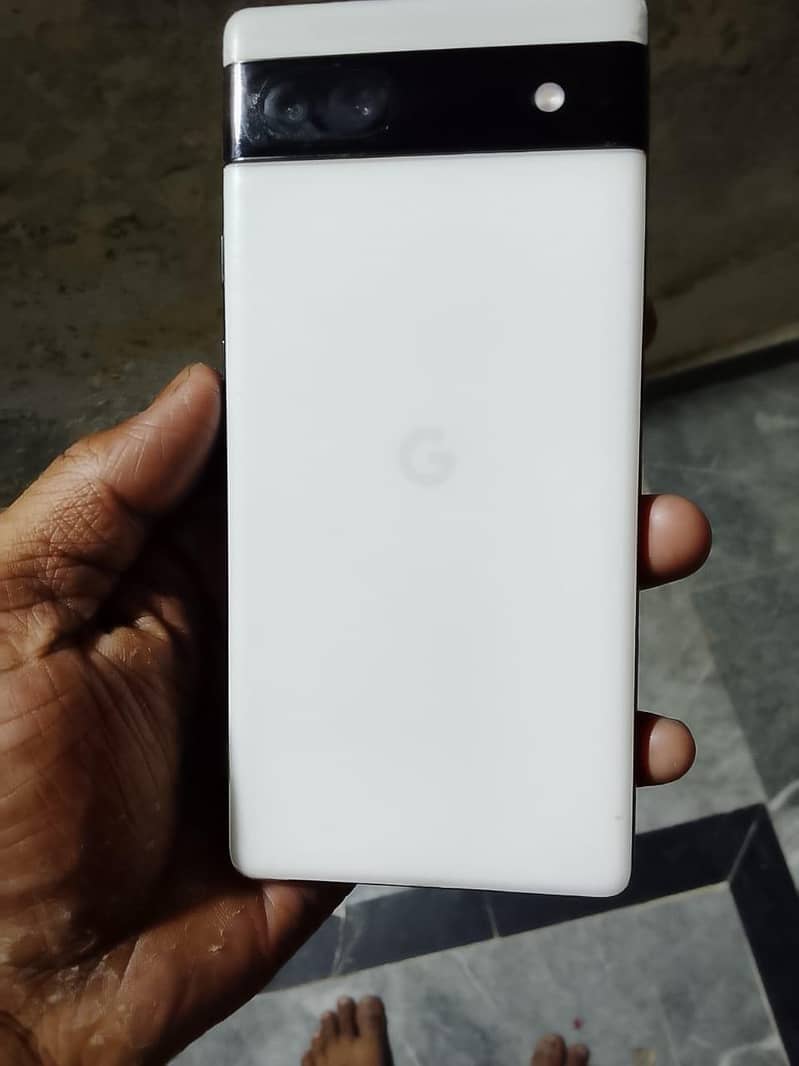 Google Pixel 6a 1