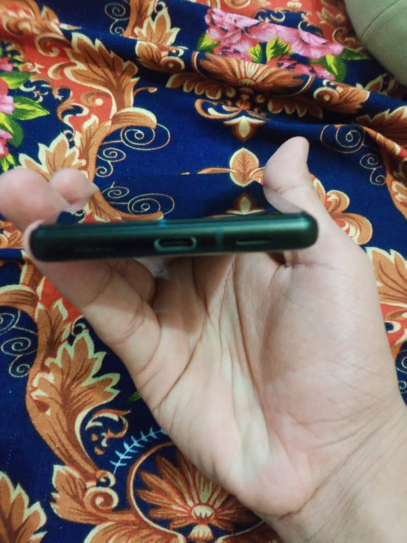 Google Pixel 6a 1