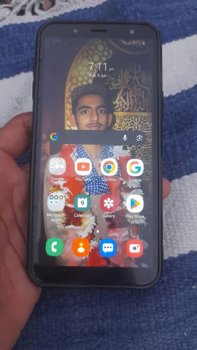Samsung Mobile J6