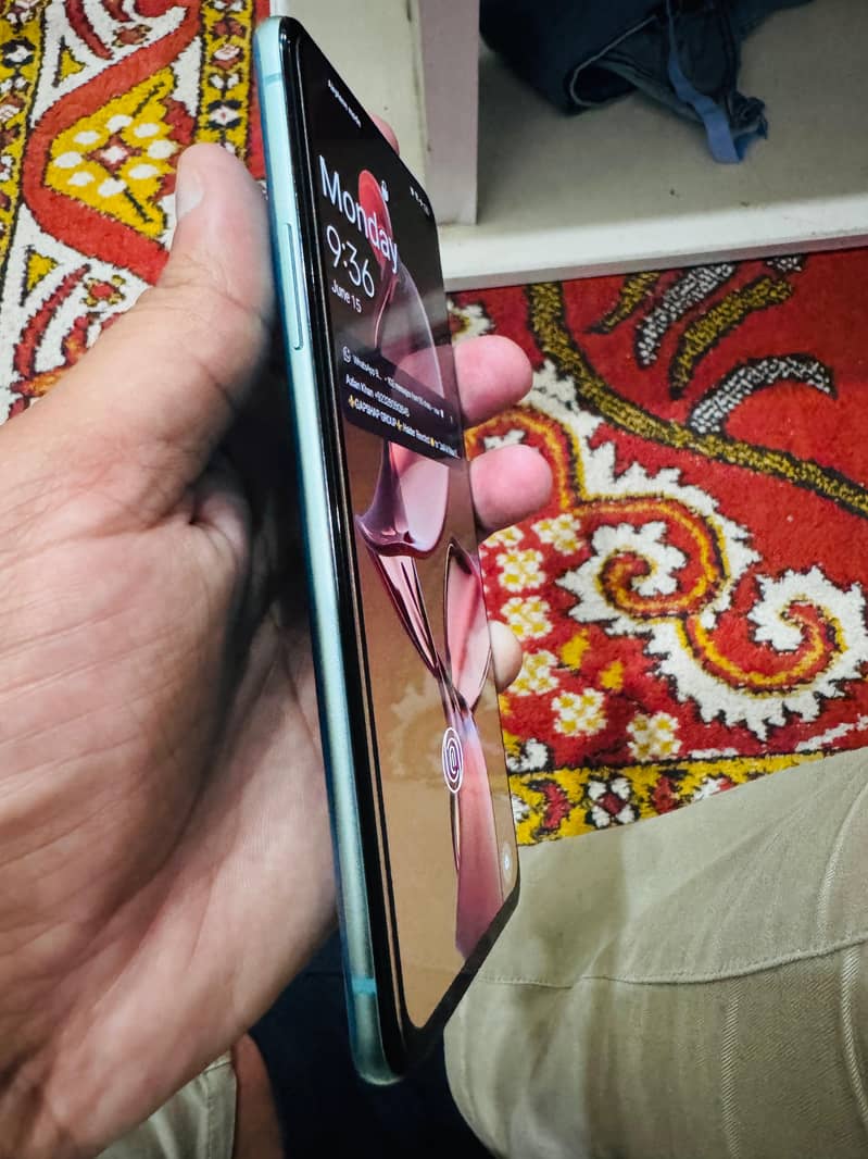 One Plus 8T 4