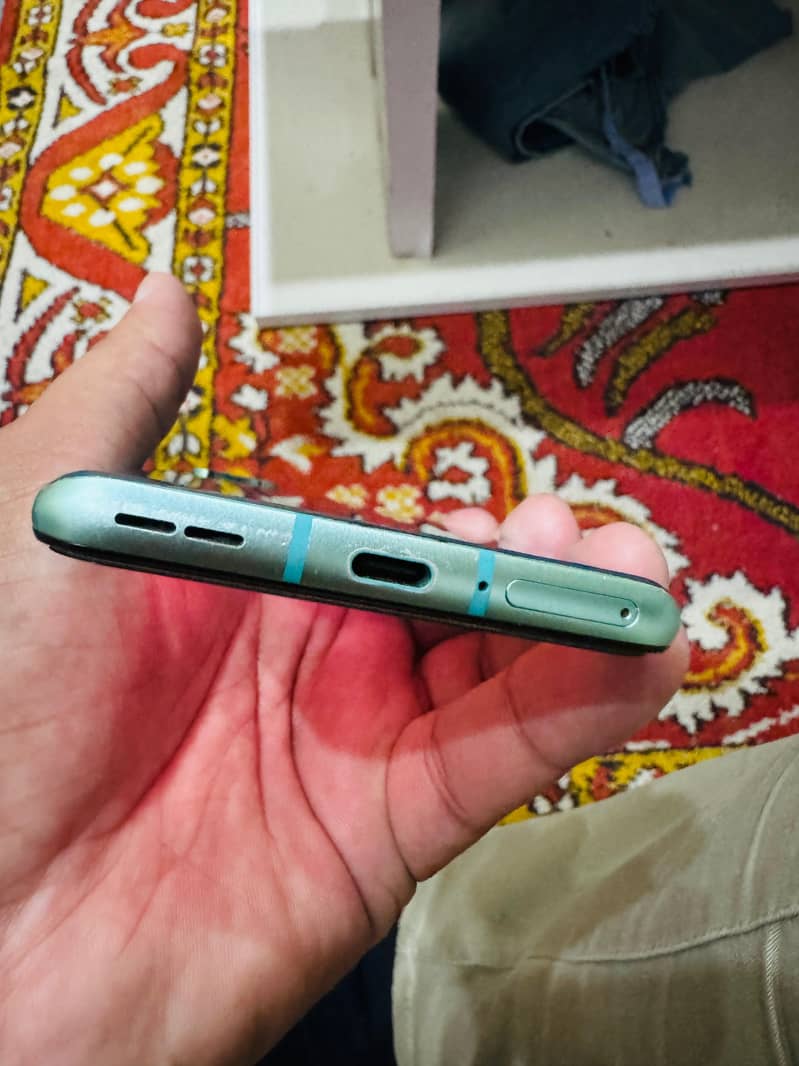 One Plus 8T 5