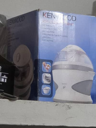 kenwood icecream maker 1ltr with freezer bowl