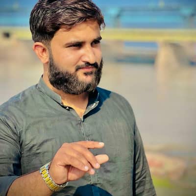 Koi chaukidar vagaira ya koi sa bhi kam ho to bataen