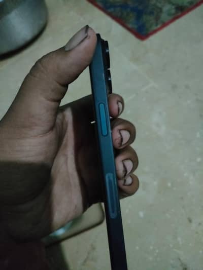 Urgent sell iphone 14