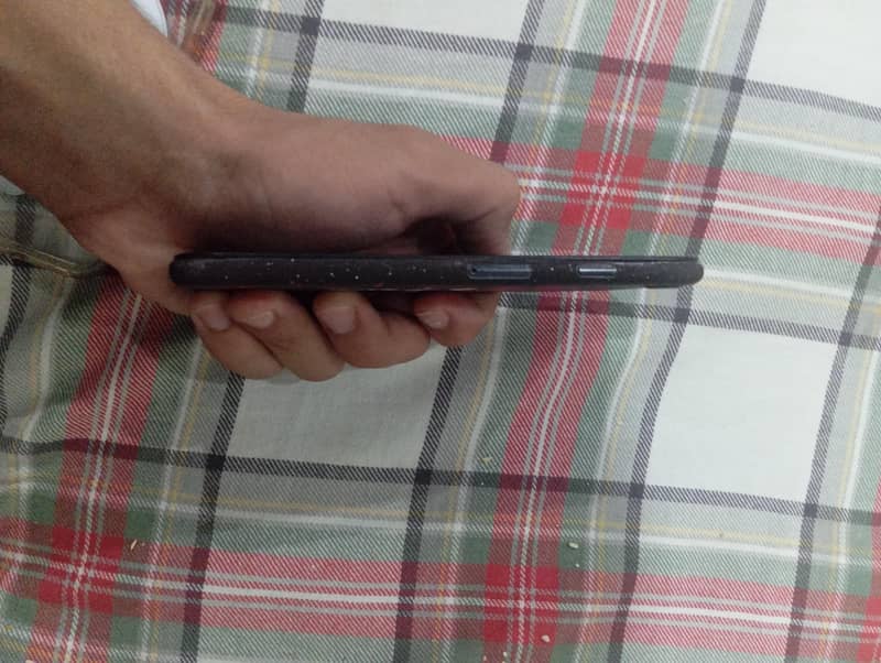 Apple iPhone 7 2