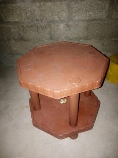 Table urgent sale