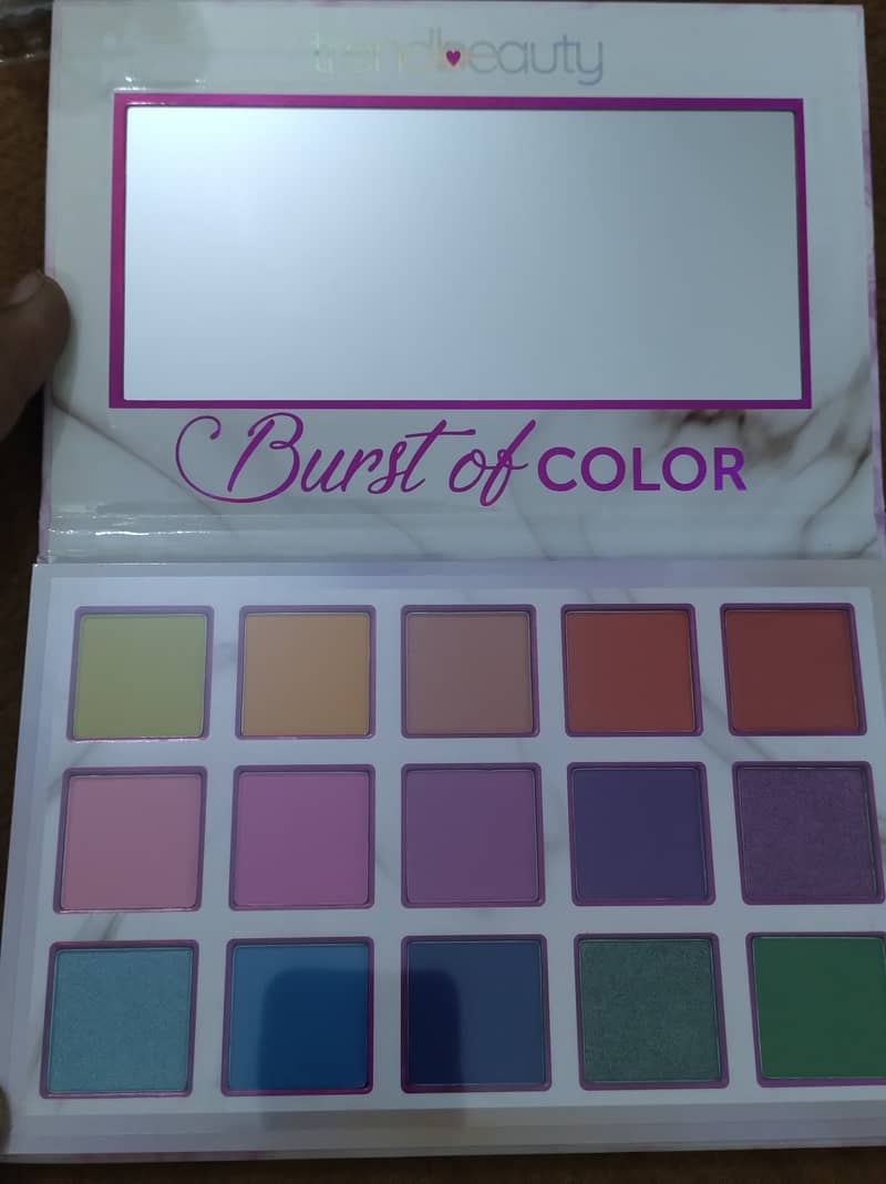 Make Up 12