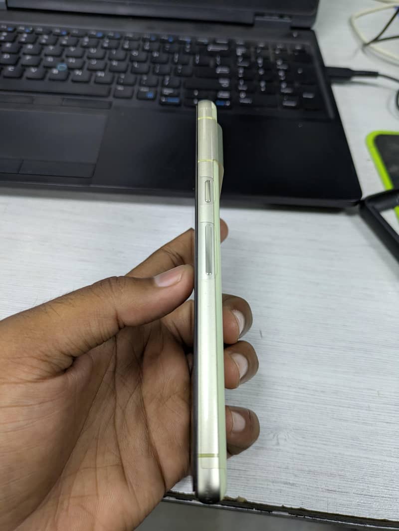 Google Pixel 7 3