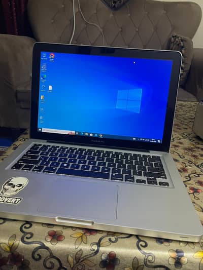 Macbook 2012 pro 4gb 320gb hard drive