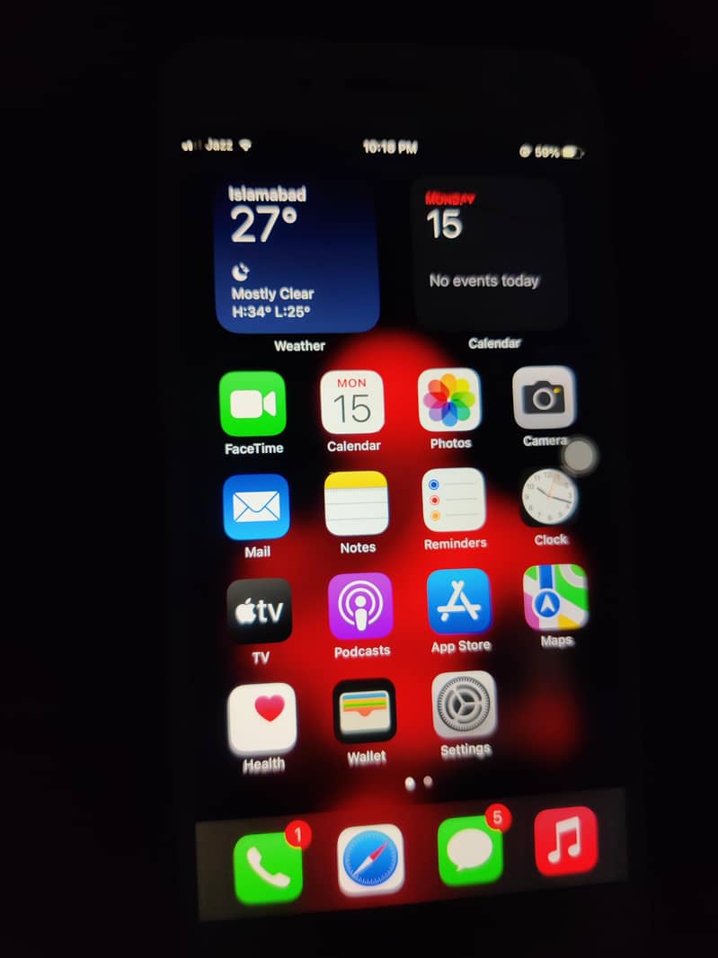 Apple iPhone 8 Plus 3