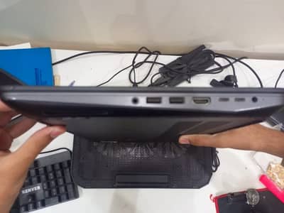 HP z book 15 G3 core i7