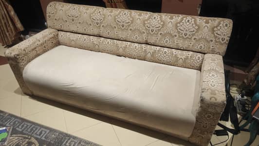 3 seater sofa with new poshish