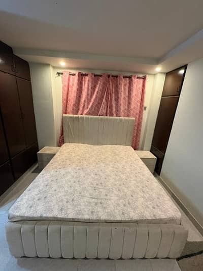 MODERN BED FOR SALE!!!