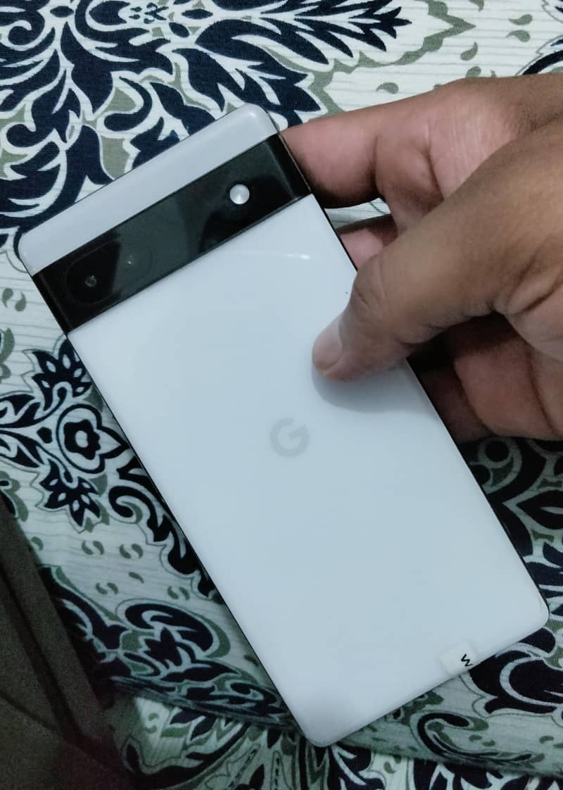 Google pixel 6a 3