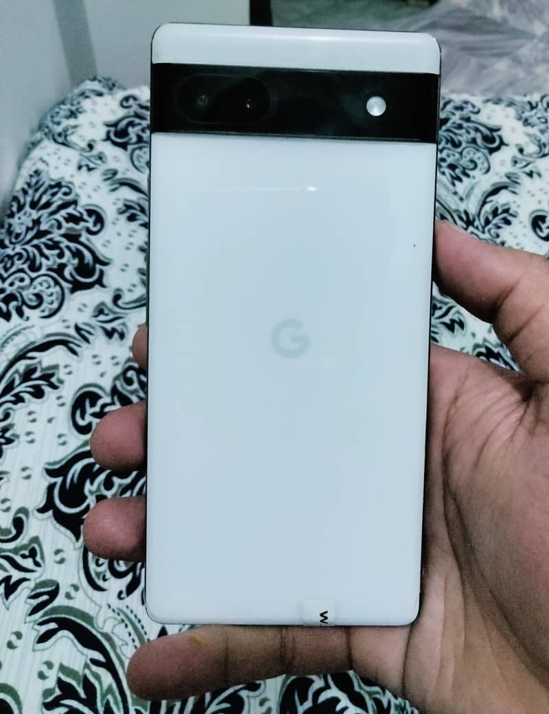 Google pixel 6a 4