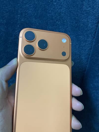 iPhone 17 Pro Max Only 3 Cycle Count