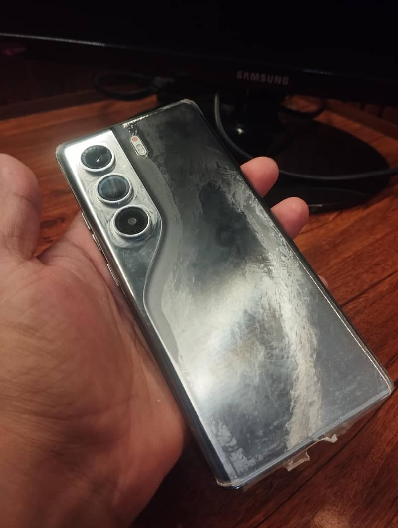 Tecno CAMON 40 Pro 2