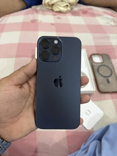 Apple iPhone 15 Pro Max