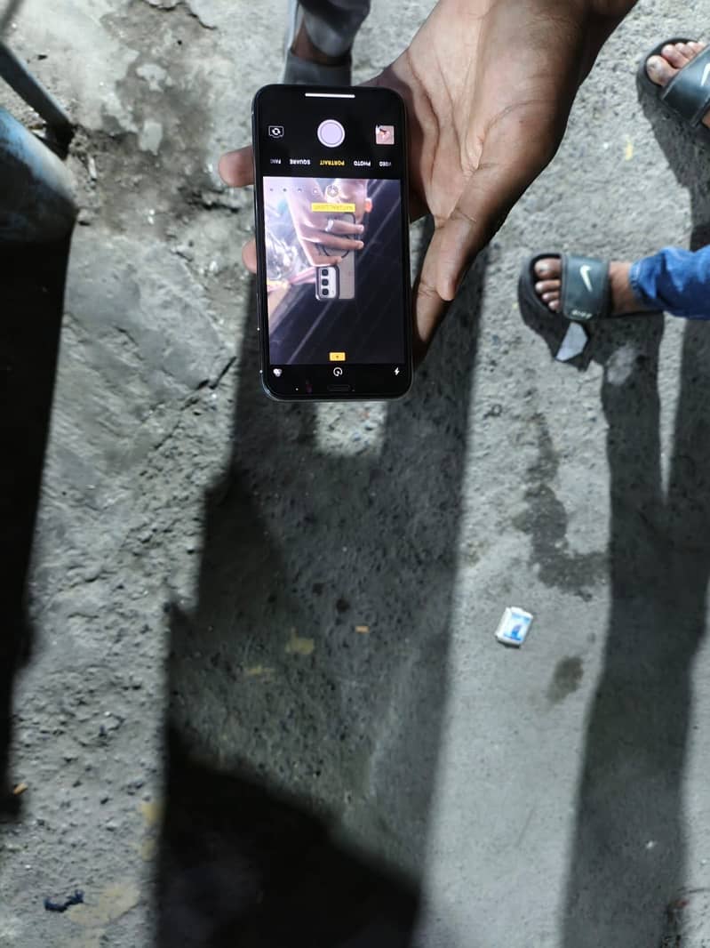 Apple iPhone X 10